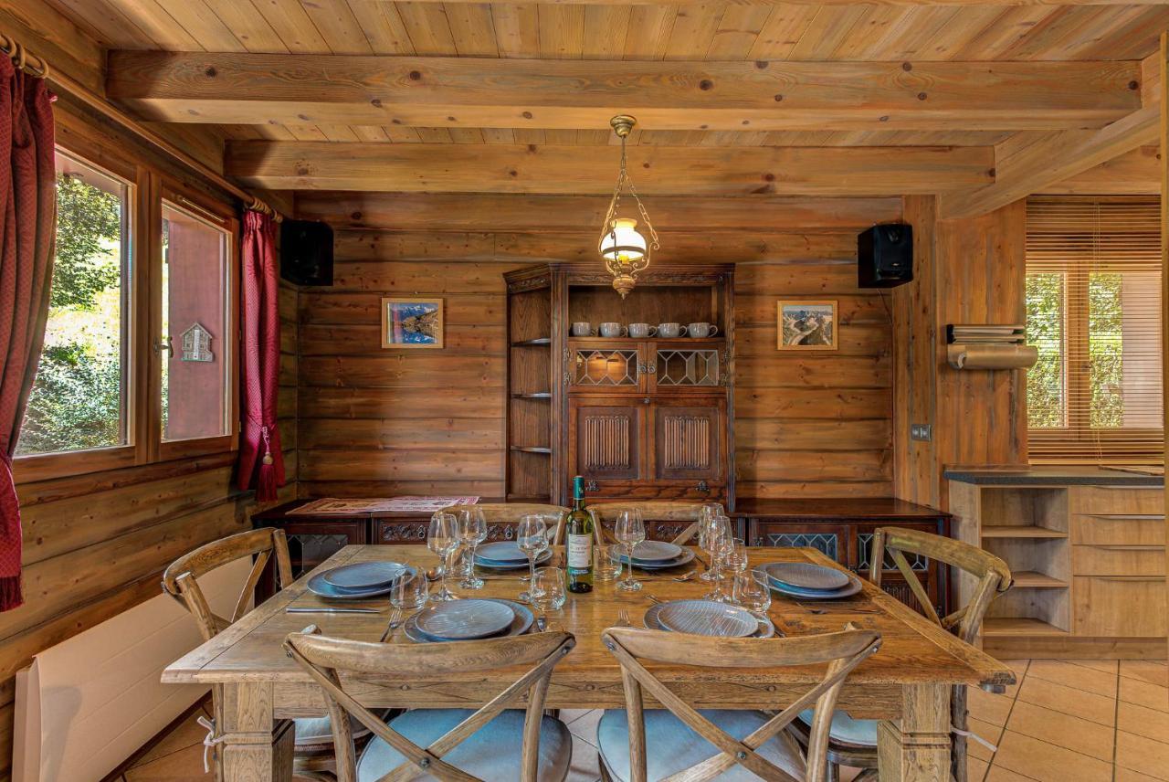 Chalet Blackbushe - Traditional Chalet - Alpes Travel - Sleeps 4-6 Les Houches Buitenkant foto
